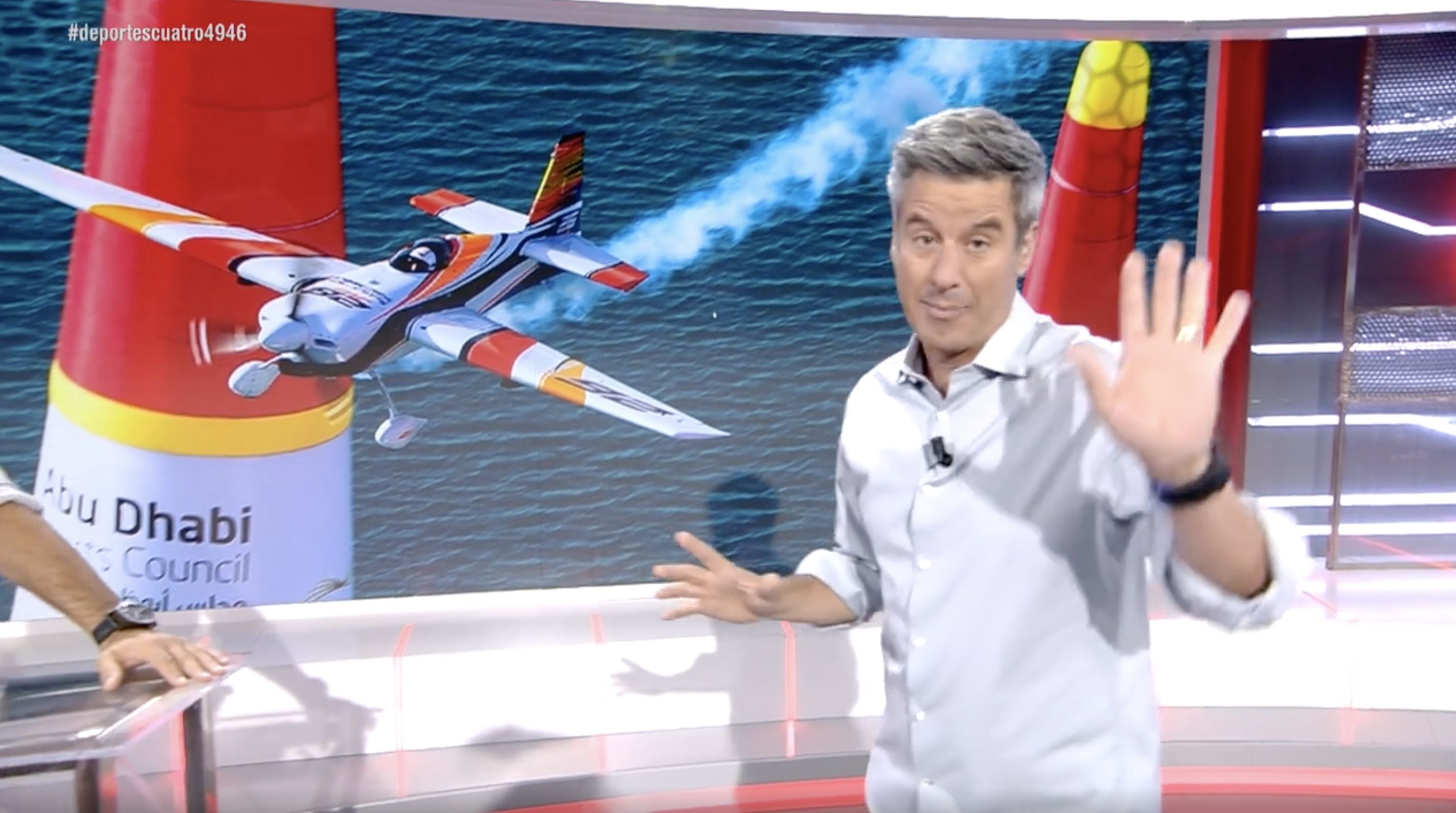 A 370 km/h en Deportes Cuatro con Nico Abad A 370 km/h en Deportes Cuatro con Nico Abad