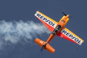 Juan Velarde Extra 330LX