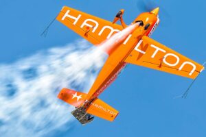 Juan Velarde Extra 330LX