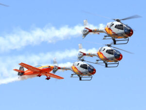 Juan Velarde vuela con la Patrulla Aspa