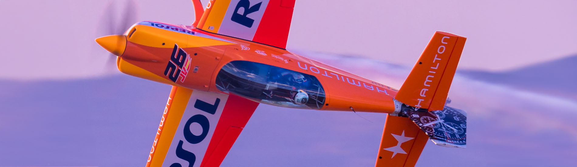 Juan Velarde Extra 330 LX